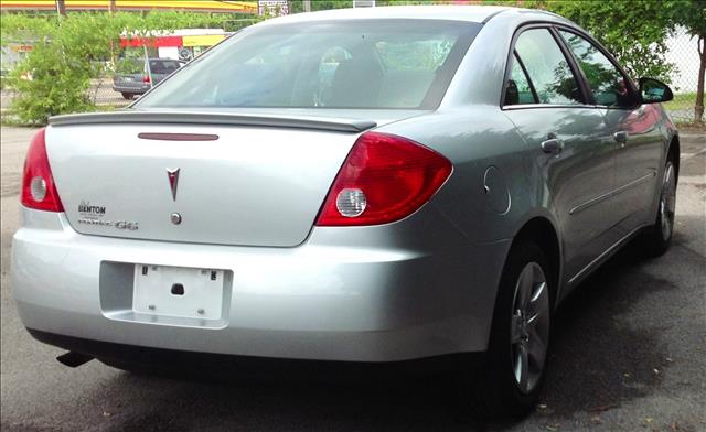 Pontiac G6 2009 photo 1