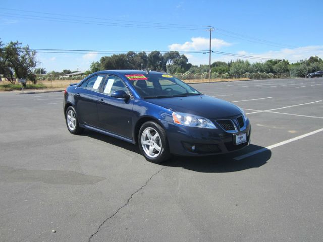 Pontiac G6 2009 photo 2