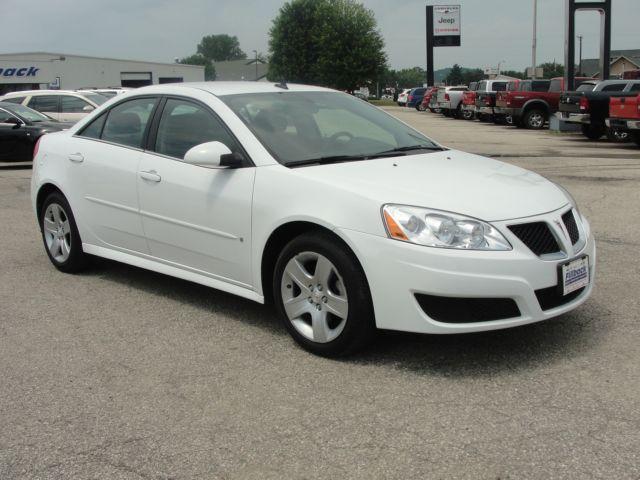 Pontiac G6 2010 photo 1