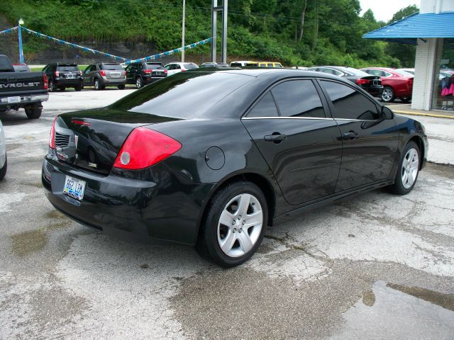 Pontiac G6 2010 photo 3