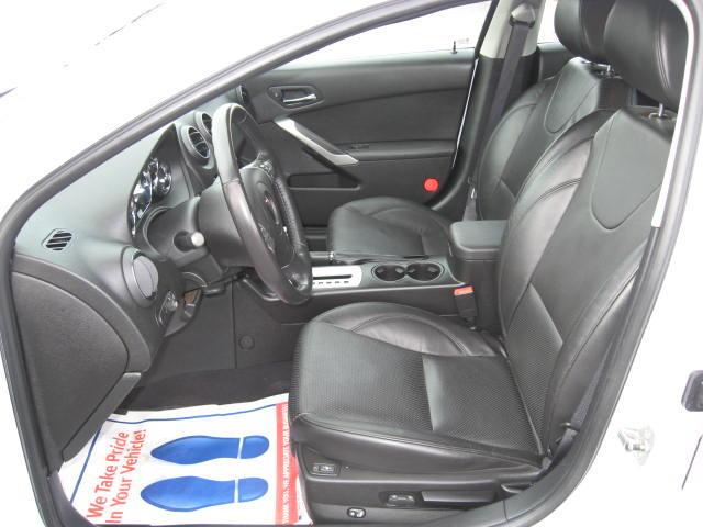 Pontiac G6 2010 photo 4