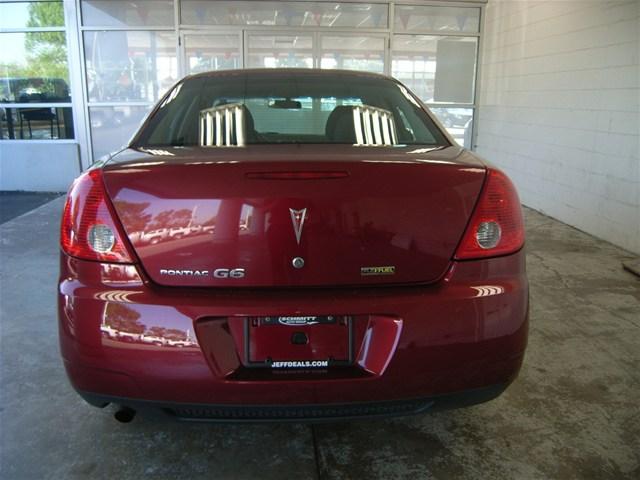 Pontiac G6 2010 photo 3