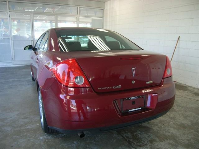 Pontiac G6 2010 photo 4