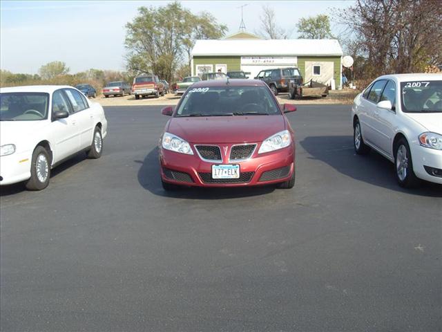 Pontiac G6 XLT Pickup 4D 5 1/2 Ft Sedan