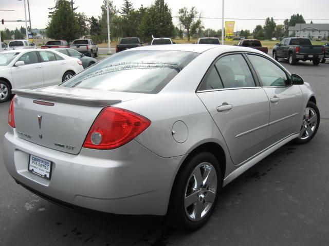 Pontiac G6 2010 photo 1