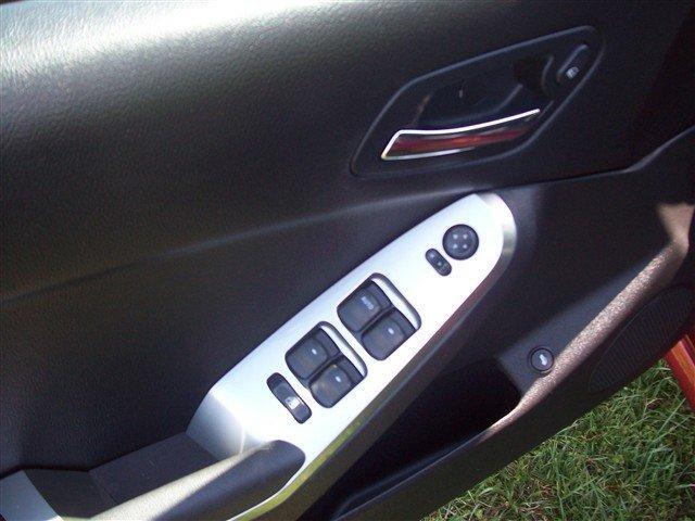 Pontiac G6 2010 photo 4