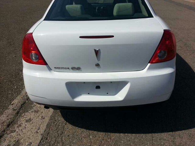 Pontiac G6 2010 photo 9