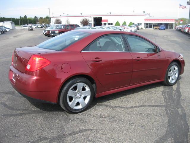 Pontiac G6 2010 photo 3