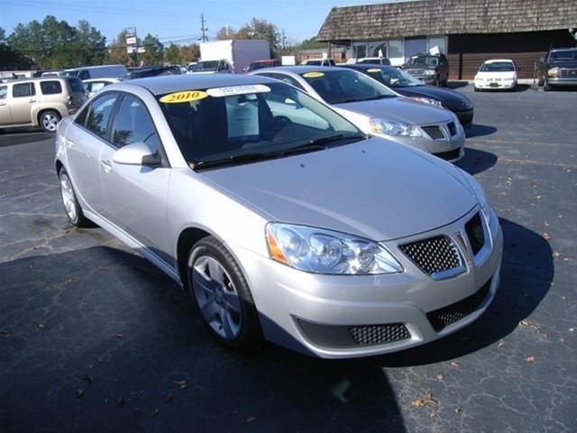 Pontiac G6 2010 photo 1