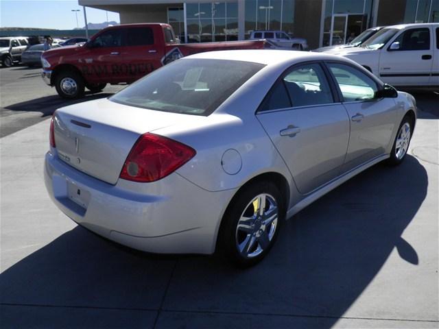 Pontiac G6 2010 photo 4