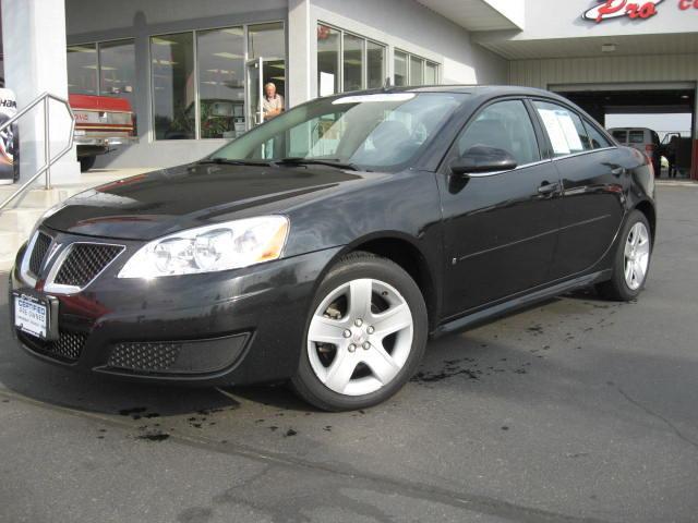 Pontiac G6 XLT Pickup 4D 5 1/2 Ft Sedan