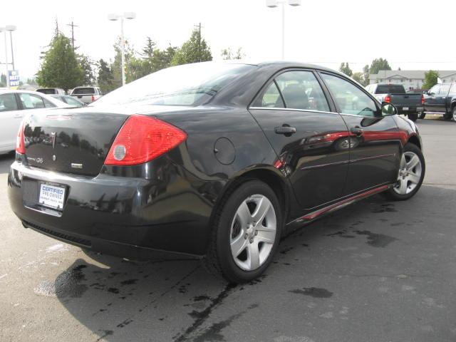 Pontiac G6 2010 photo 1