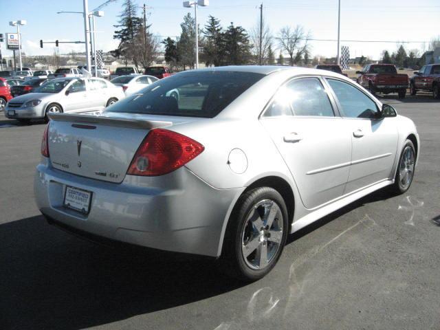 Pontiac G6 2010 photo 1