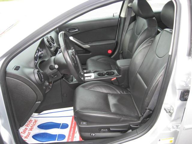 Pontiac G6 2010 photo 5