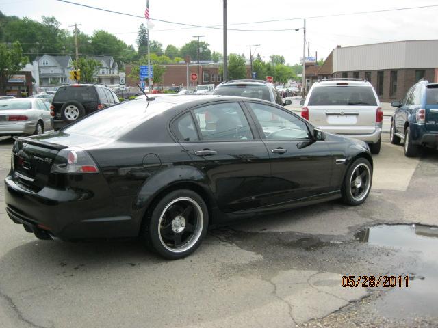 Pontiac G8 2008 photo 3