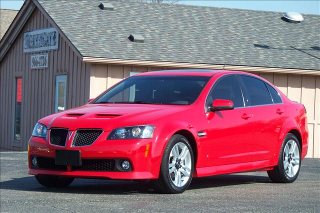 Pontiac G8 Base Sedan