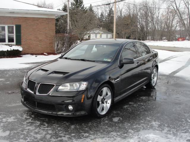 Pontiac G8 Passion Sedan