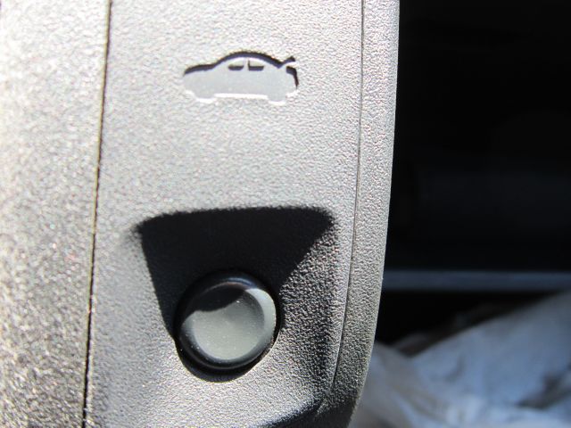 Pontiac G8 2009 photo 42