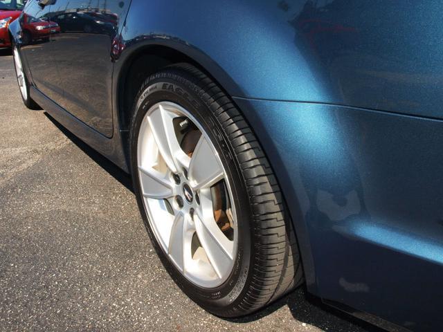 Pontiac G8 2009 photo 1