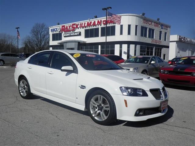 Pontiac G8 2009 photo 3