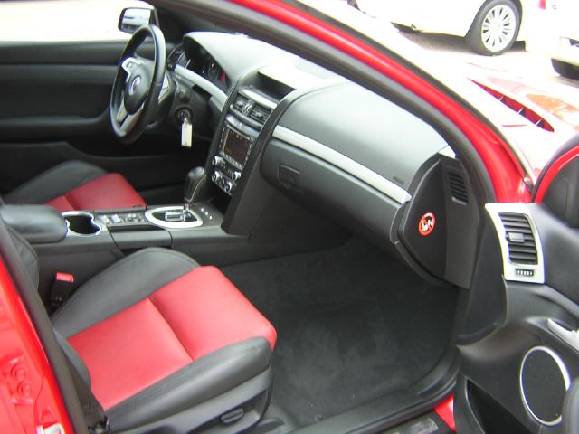 Pontiac G8 2009 photo 3