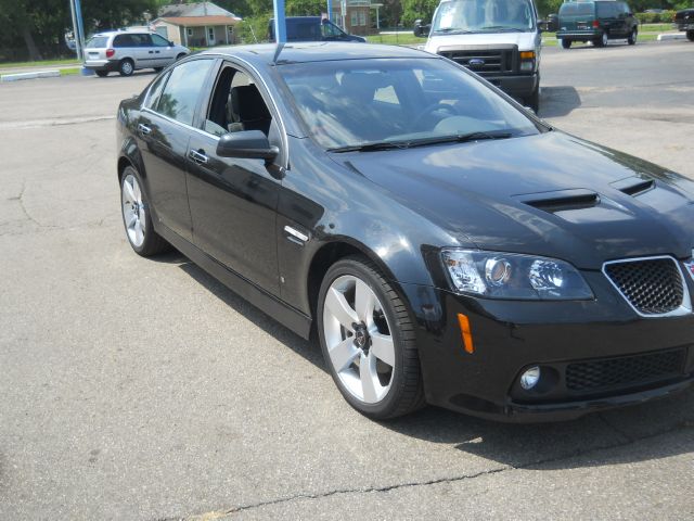 Pontiac G8 2009 photo 4