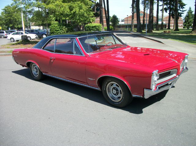 Pontiac GTO 1966 photo 6