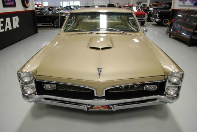 Pontiac GTO 1967 photo 4