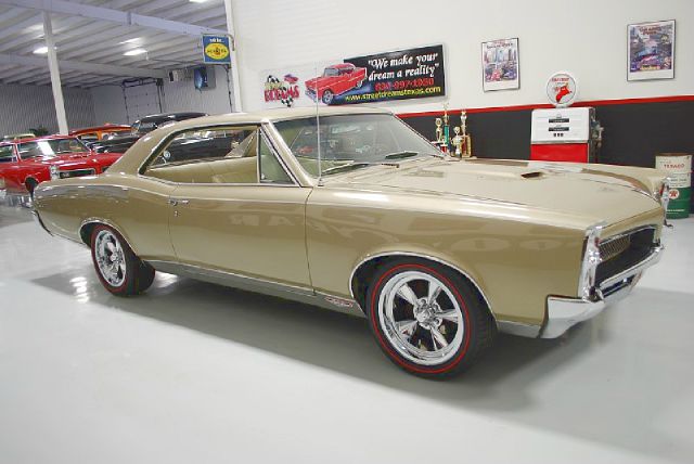 Pontiac GTO 1967 photo 9