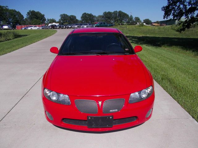 Pontiac GTO GT Premium Coupe