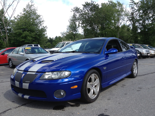 Pontiac GTO 2004 photo 1