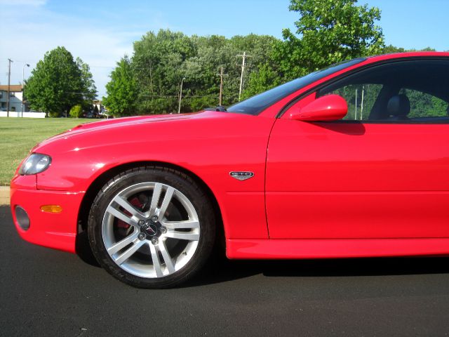 Pontiac GTO 2005 photo 12