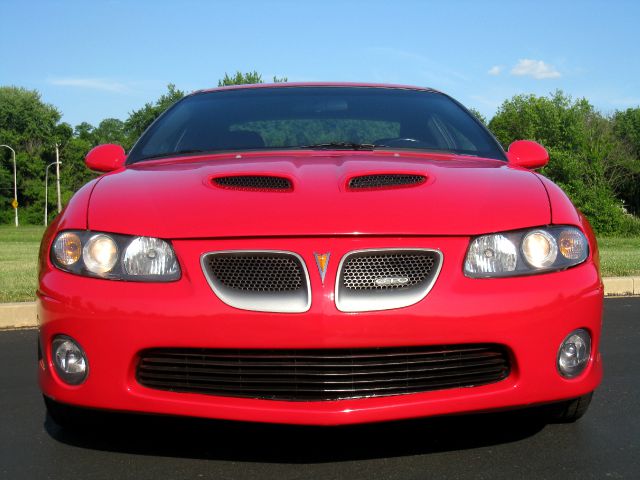 Pontiac GTO 2005 photo 14