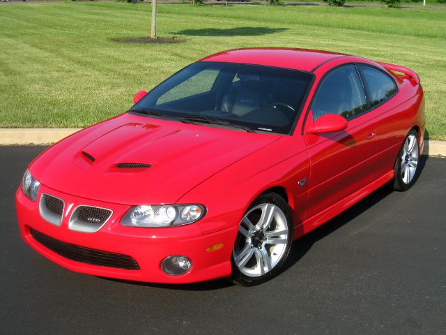 Pontiac GTO 2005 photo 25