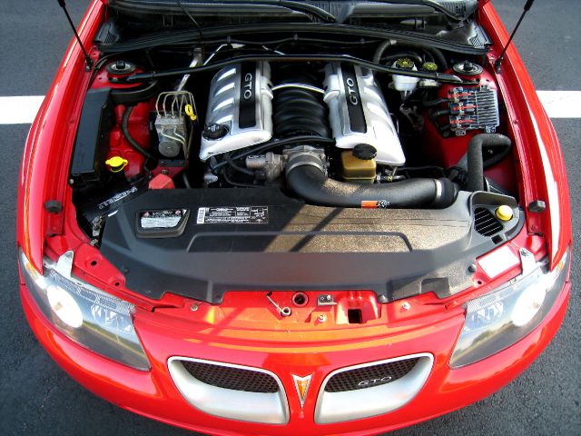 Pontiac GTO 2005 photo 31