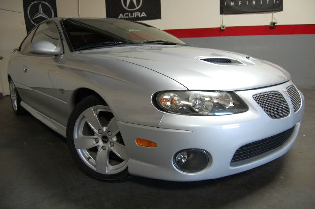 Pontiac GTO 2006 photo 1