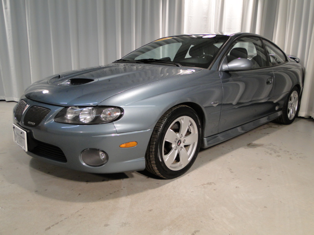 Pontiac GTO 2006 photo 1