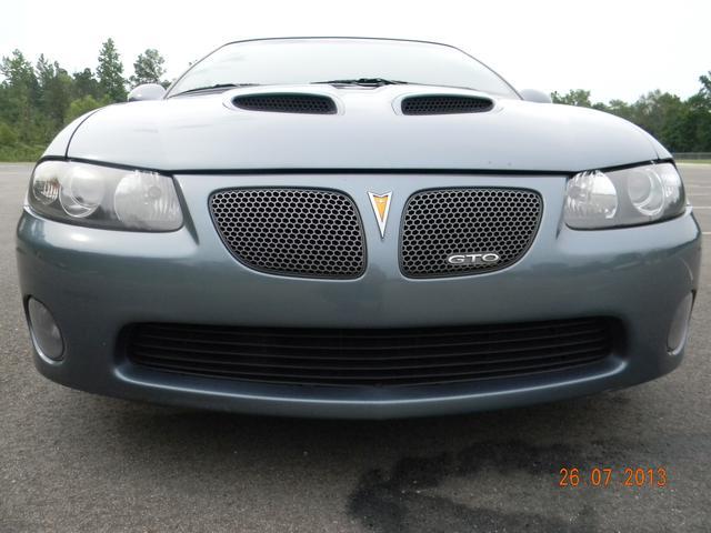 Pontiac GTO 2006 photo 1