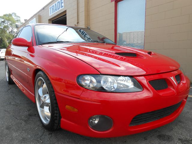 Pontiac GTO 2006 photo 1