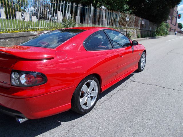 Pontiac GTO GT Premium Coupe