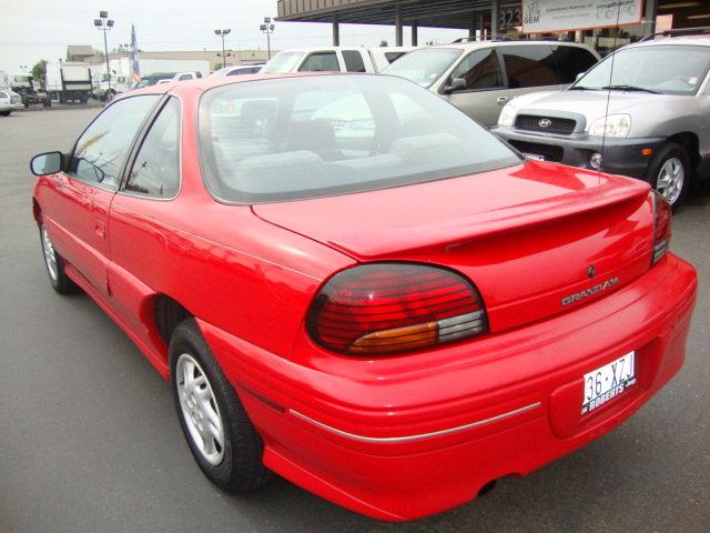 Pontiac Grand Am SE Coupe