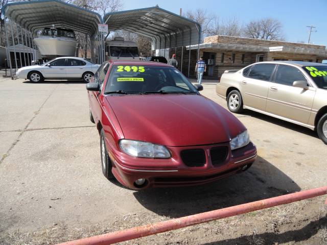 Pontiac Grand Am 1997 photo 2