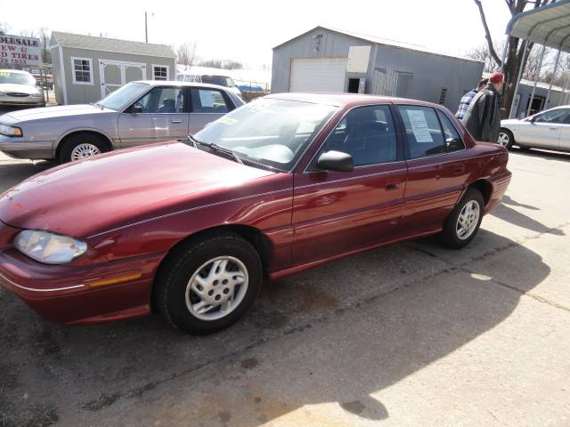 Pontiac Grand Am 1997 photo 1