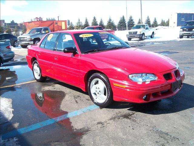 Pontiac Grand Am Passion Sedan