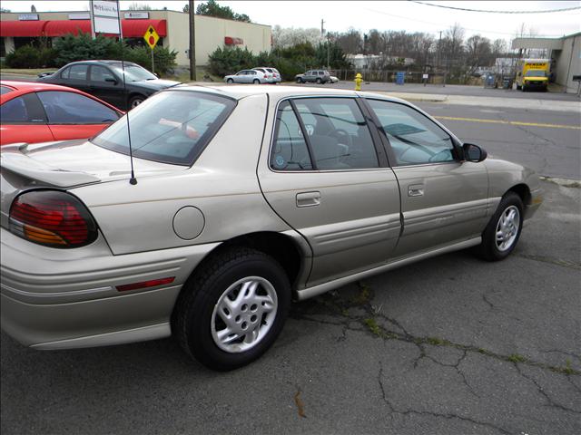 Pontiac Grand Am 1997 photo 2