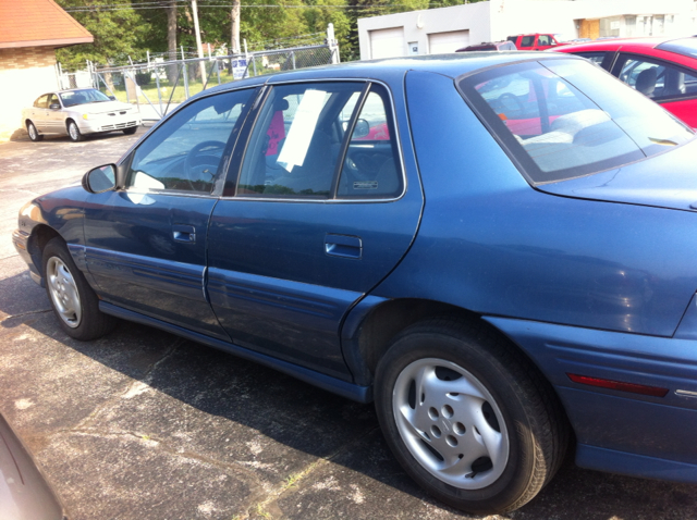 Pontiac Grand Am 1998 photo 1