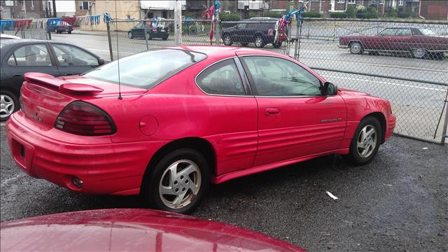 Pontiac Grand Am SE Coupe