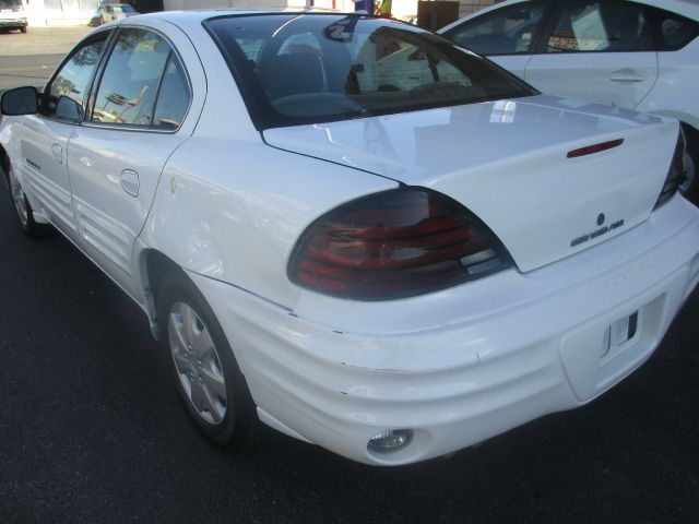 Pontiac Grand Am 1999 photo 17