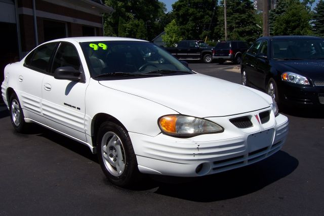 Pontiac Grand Am 1999 photo 3