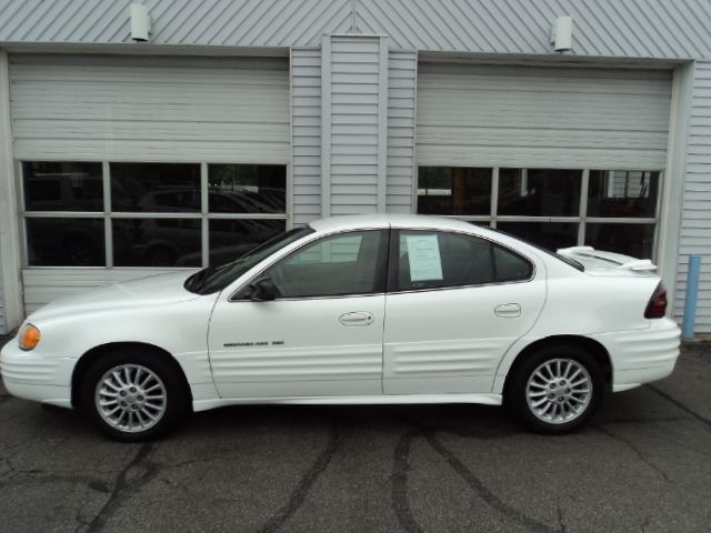 Pontiac Grand Am 1999 photo 24